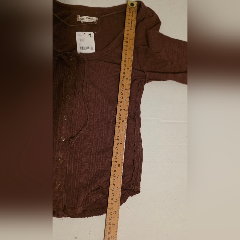 We The Free Daisy Tee Brown Owl Size XS NWT - Picture 14 of 16